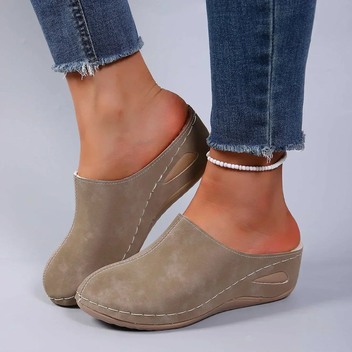 Ada | Orthopedic Slippers