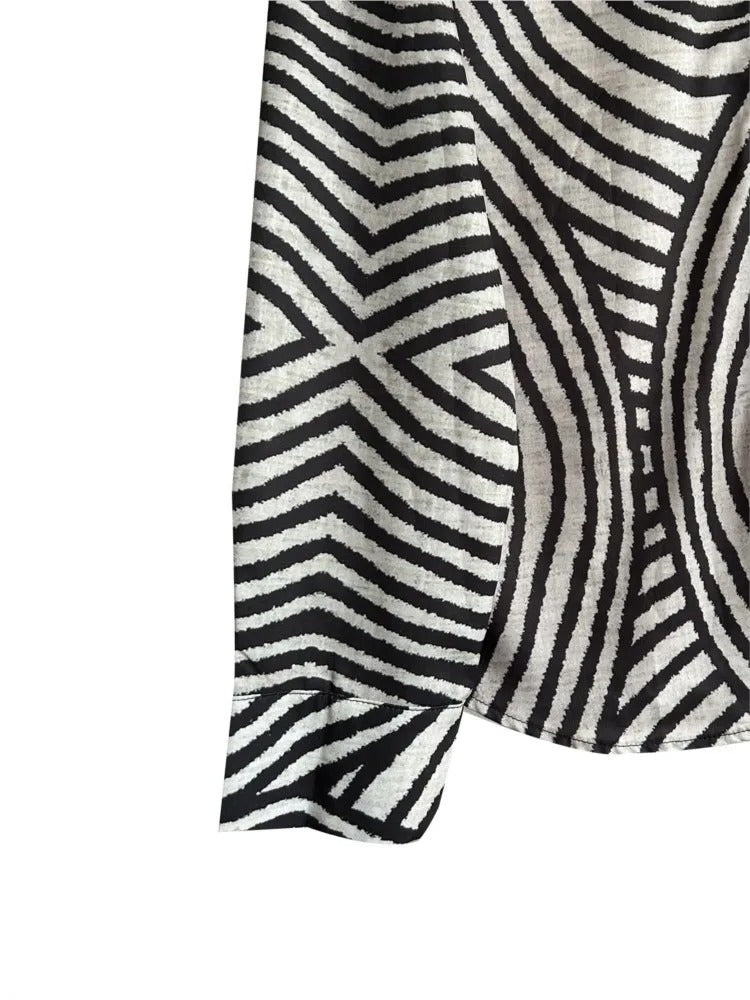 Santina | Timeless Blouse