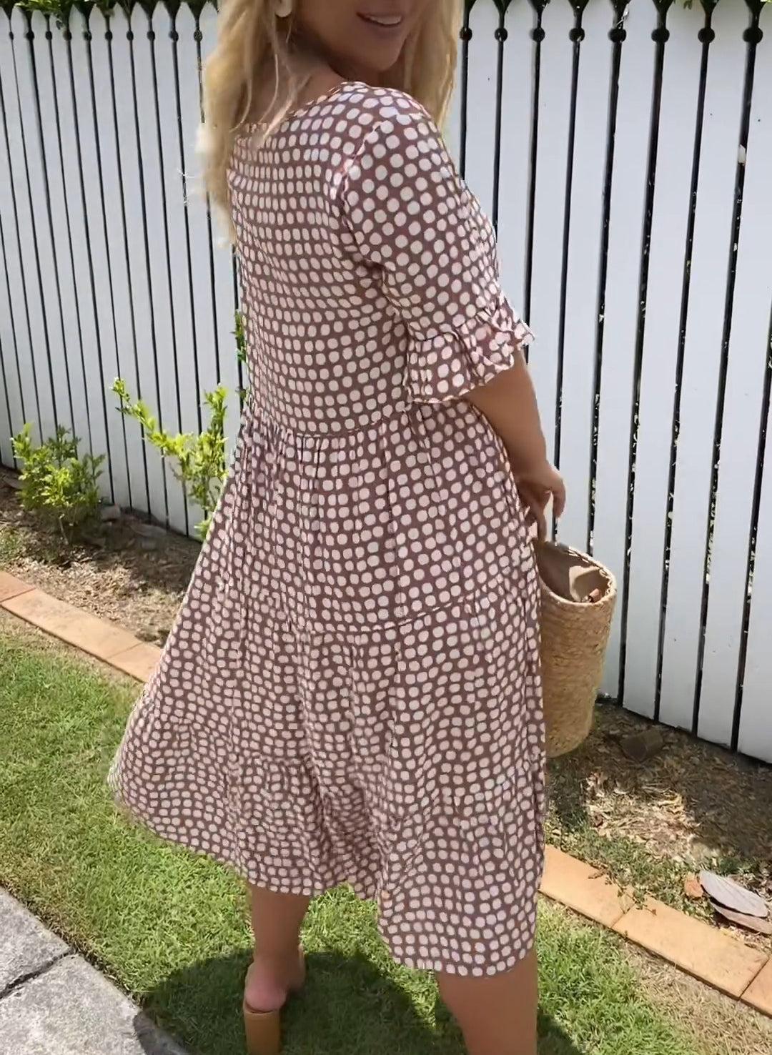 Aneta | Short-Sleeved Midi Dress