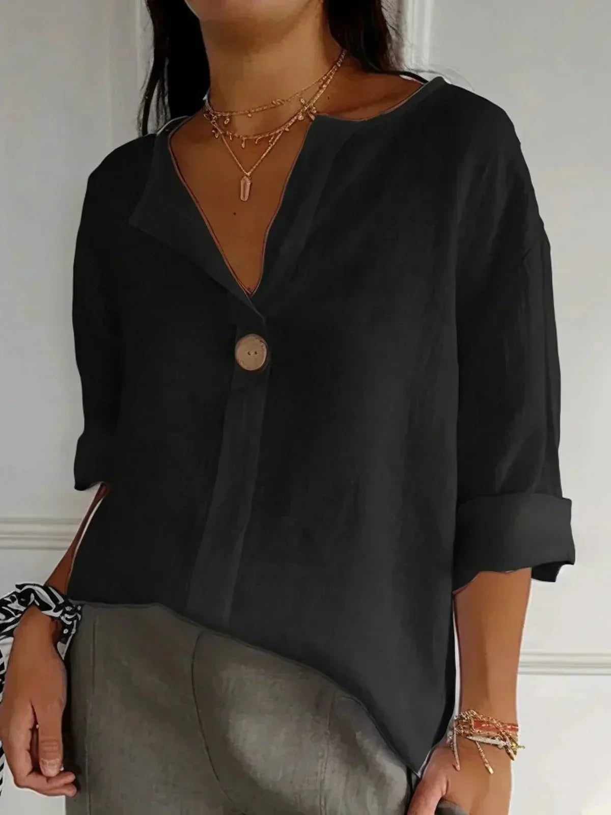 Adriana | Relaxed V-Neck Top