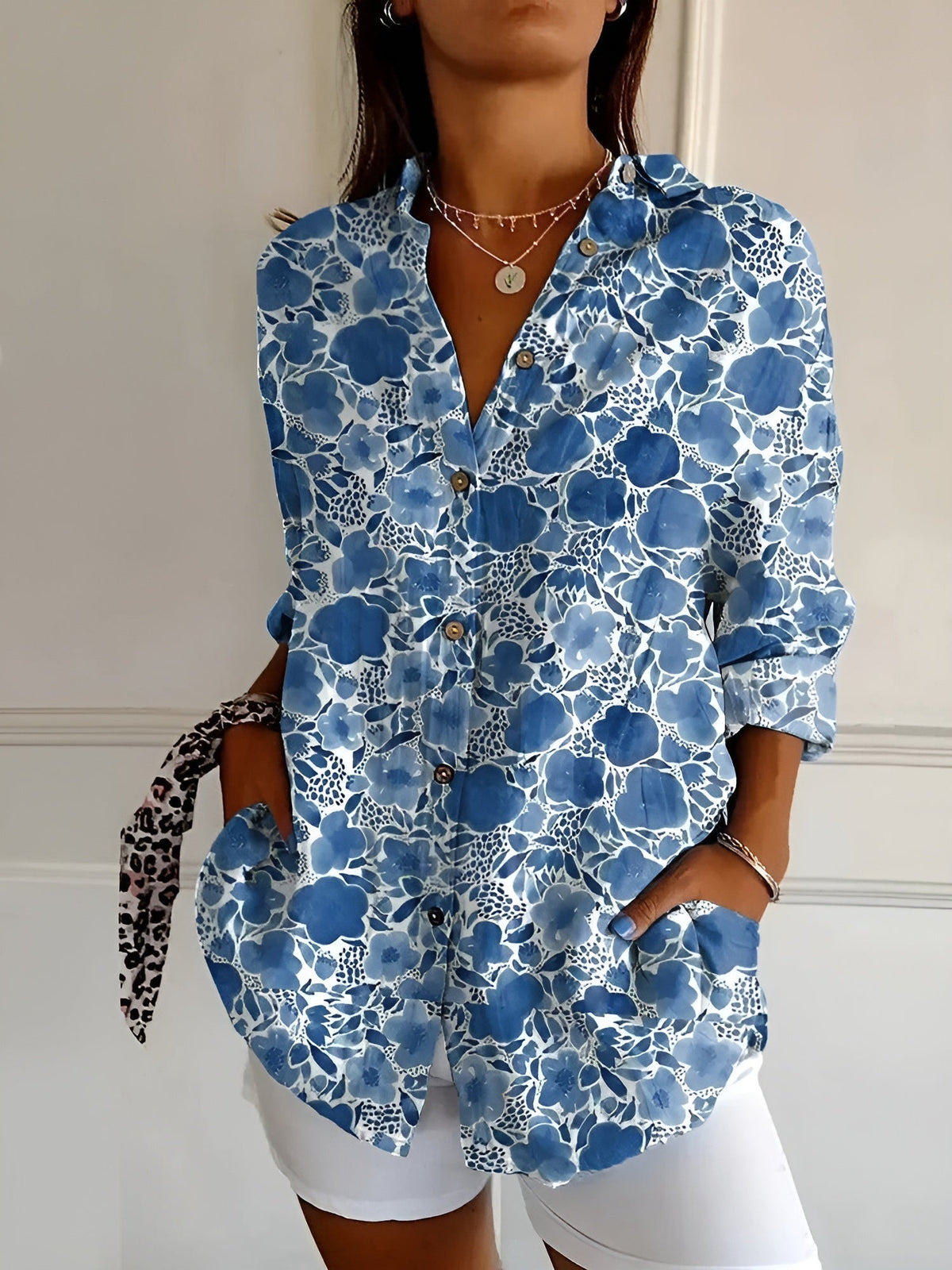 Inez | Cotton Blouse with Floral Waves